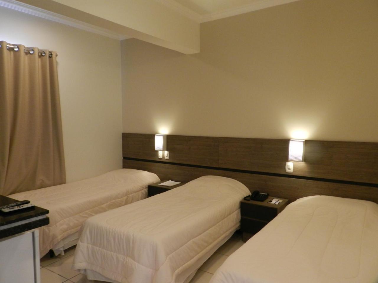 Terraco Hotel Três Pontas Buitenkant foto